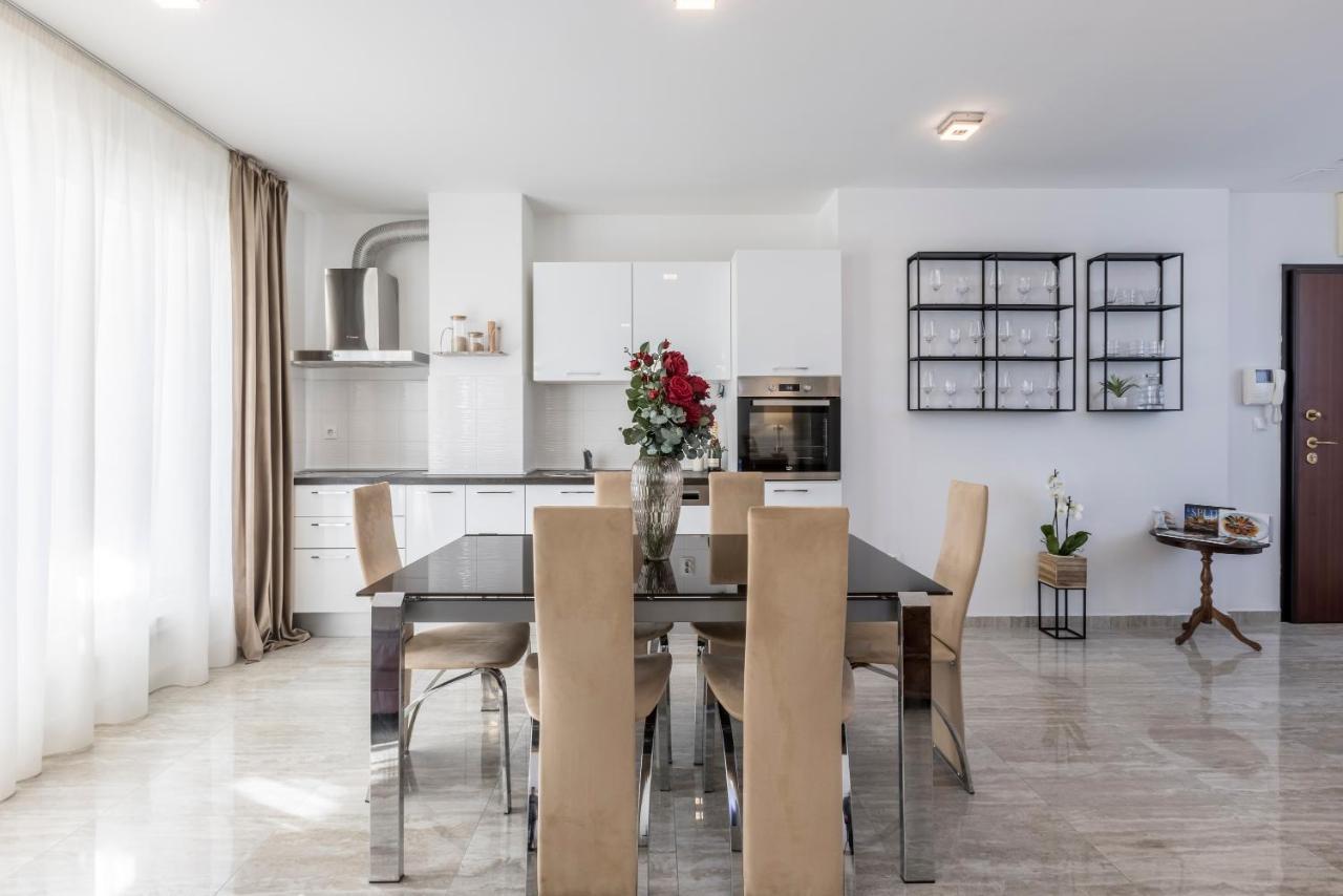 Luxury Rooftop Apartment Zalato Split Exteriér fotografie