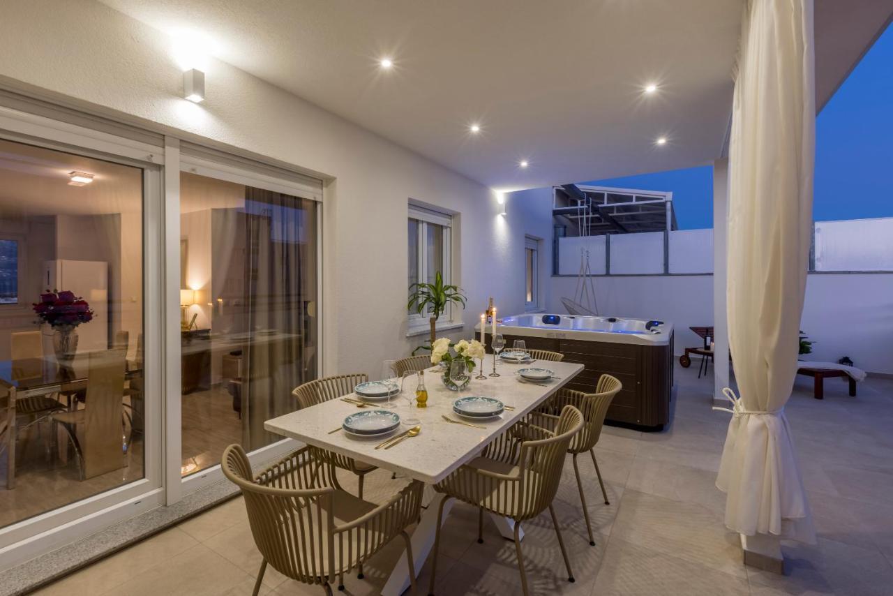 Luxury Rooftop Apartment Zalato Split Exteriér fotografie